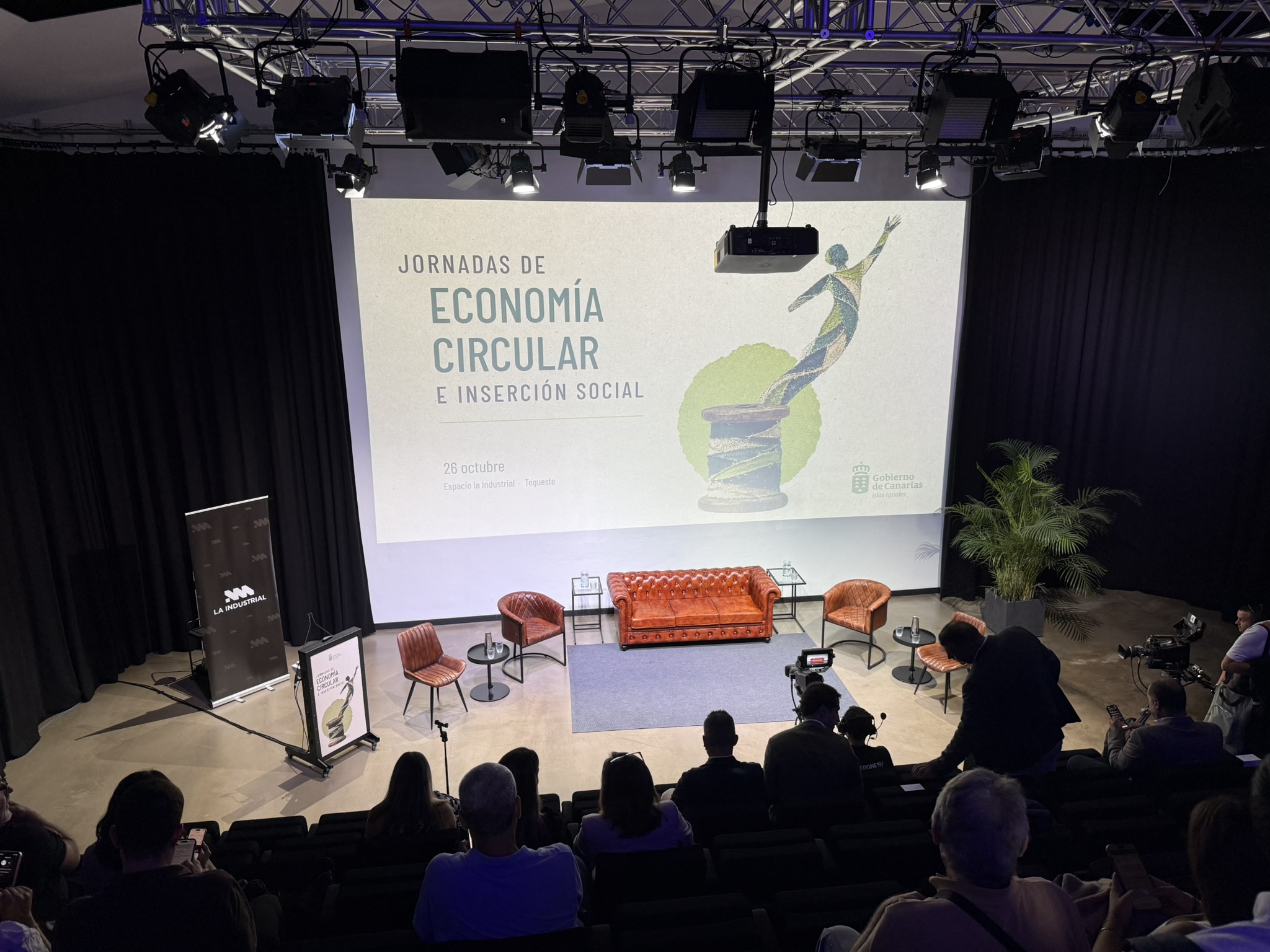 Residuos textiles en Canarias: retos y soluciones desde la economía circular
