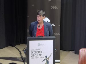 Residuos textiles en Canarias: retos y soluciones desde la economía circular